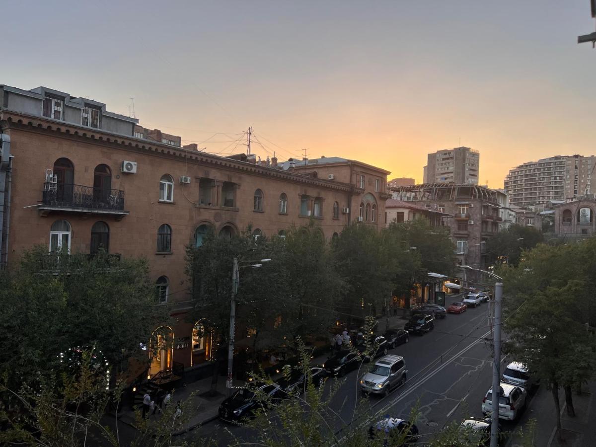 Tumanyan Apartments Erivan Dış mekan fotoğraf